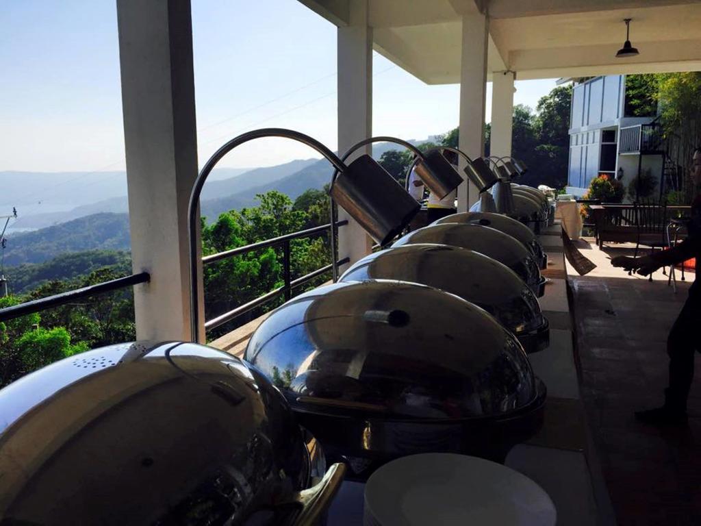 Casa Alegria Bed And Breakfast Tagaytay By Cocotel Tagaytay City Eksteriør bilde